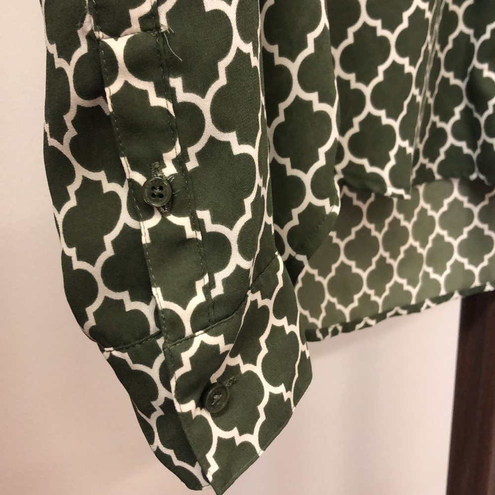 Express Green With White Pattern Long Sleeve Blou… - image 4